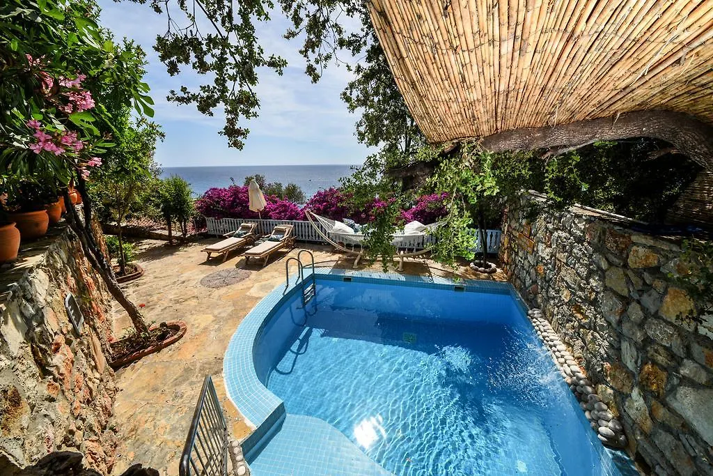 Beyaz Yunus Hotel - Adult Only Олудениз