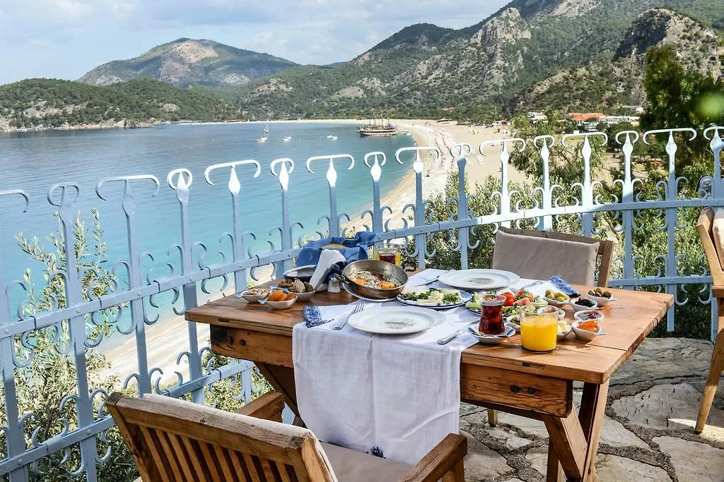 Beyaz Yunus Hotel - Adult Only Олудениз