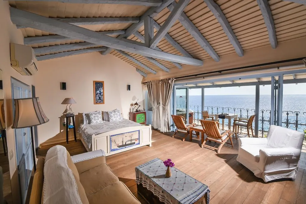 Beyaz Yunus Hotel - Adult Only Олудениз