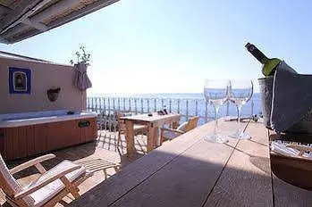 Beyaz Yunus Hotel - Adult Only Олудениз